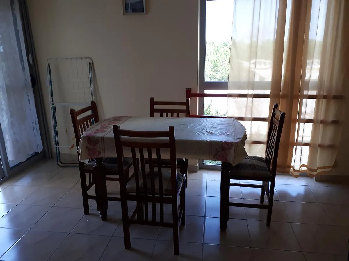 Boshku Apartament Durrës